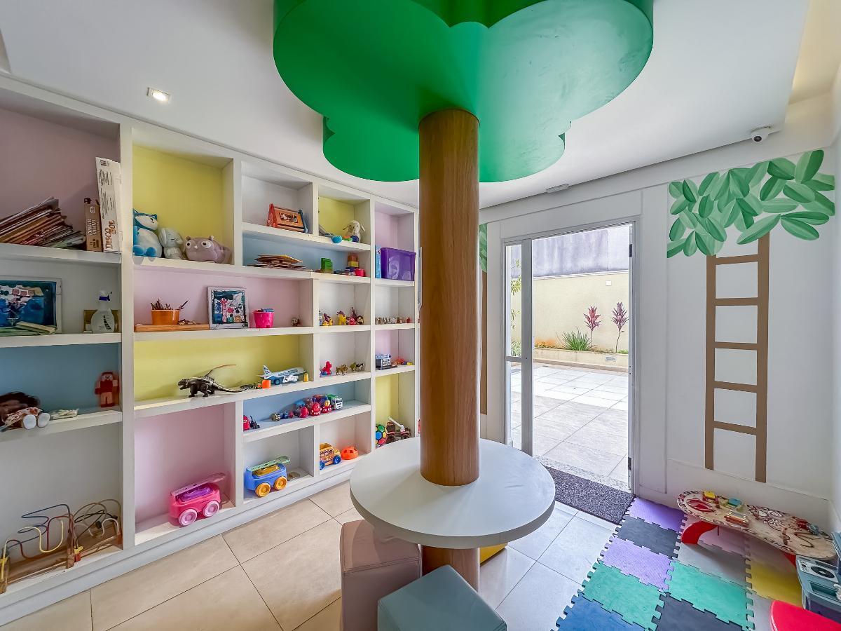 Versátil apartamento tipo para venda em Super Quadra Morumbi com 3 quartos, sendo 1 suíte, 67m²