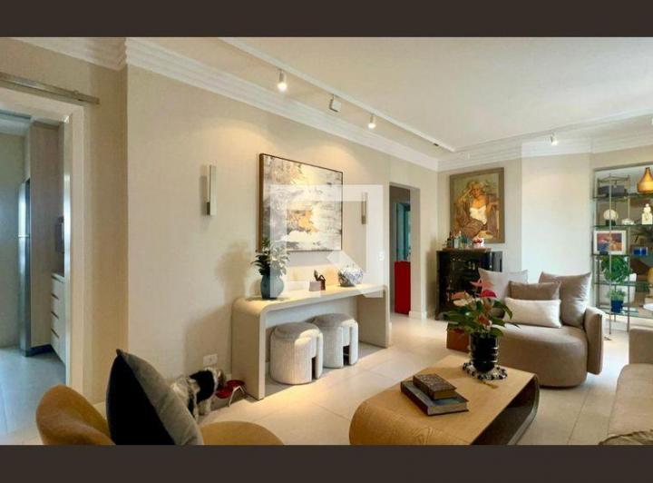 Apartamento à Venda – Pinheiros, 3 Quartos, 200 m² – São Paulo