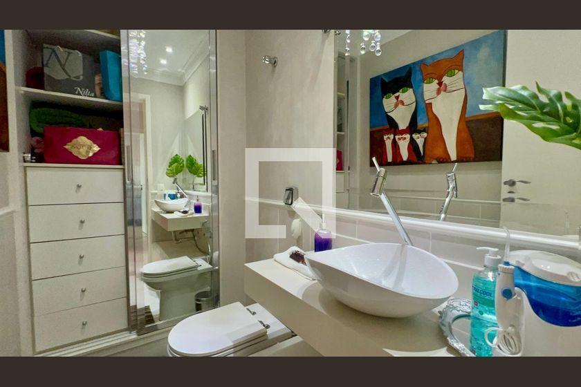 Apartamento à Venda – Pinheiros, 3 Quartos, 200 m² – São Paulo