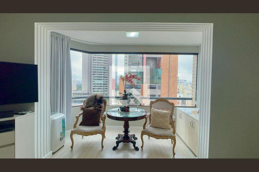 Apartamento à Venda – Pinheiros, 3 Quartos, 200 m² – São Paulo