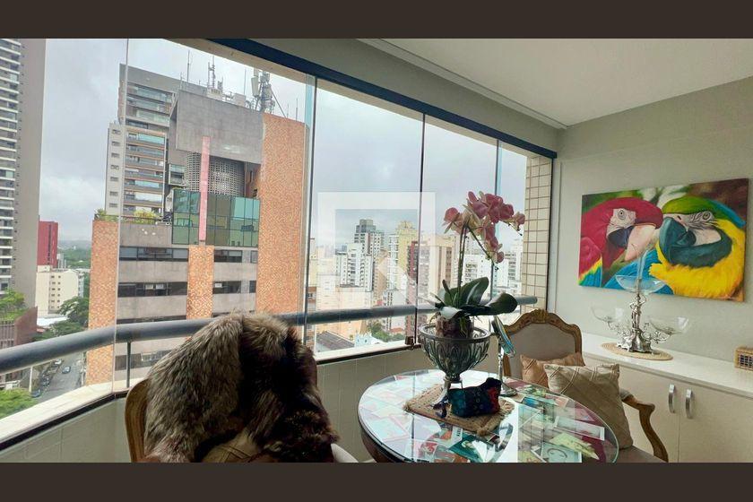 Apartamento à Venda – Pinheiros, 3 Quartos, 200 m² – São Paulo