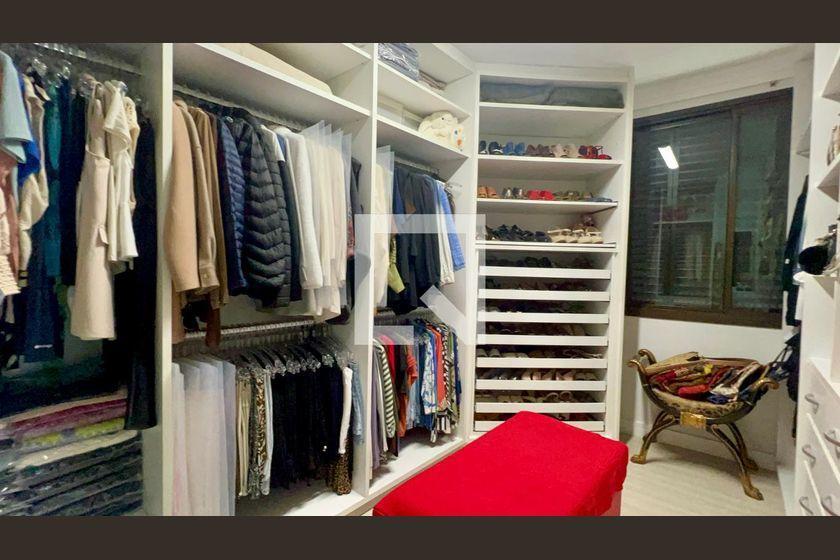 Apartamento à Venda – Pinheiros, 3 Quartos, 200 m² – São Paulo