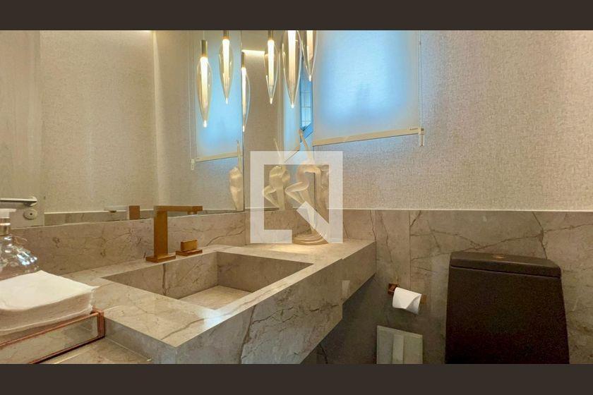 Apartamento à Venda – Pinheiros, 3 Quartos, 200 m² – São Paulo