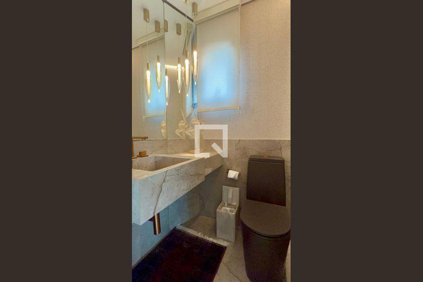 Apartamento à Venda – Pinheiros, 3 Quartos, 200 m² – São Paulo