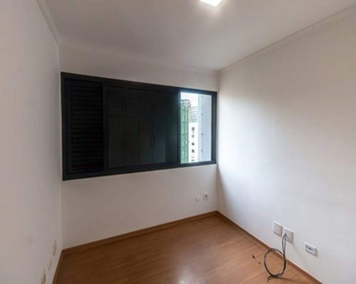 Apto no Itaim Bibi: Conforto e Estilo em SP