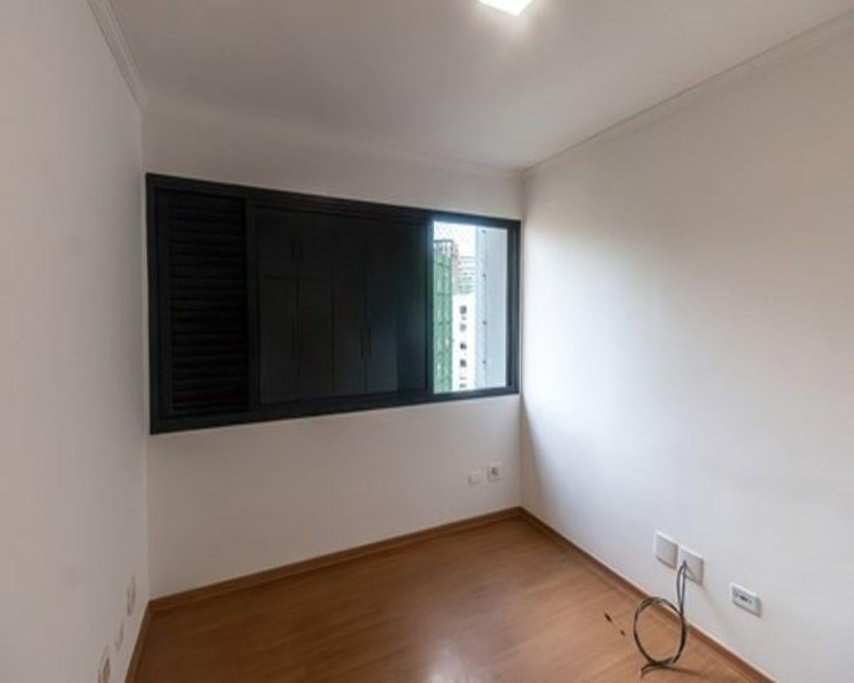 Apto no Itaim Bibi: Conforto e Estilo em SP