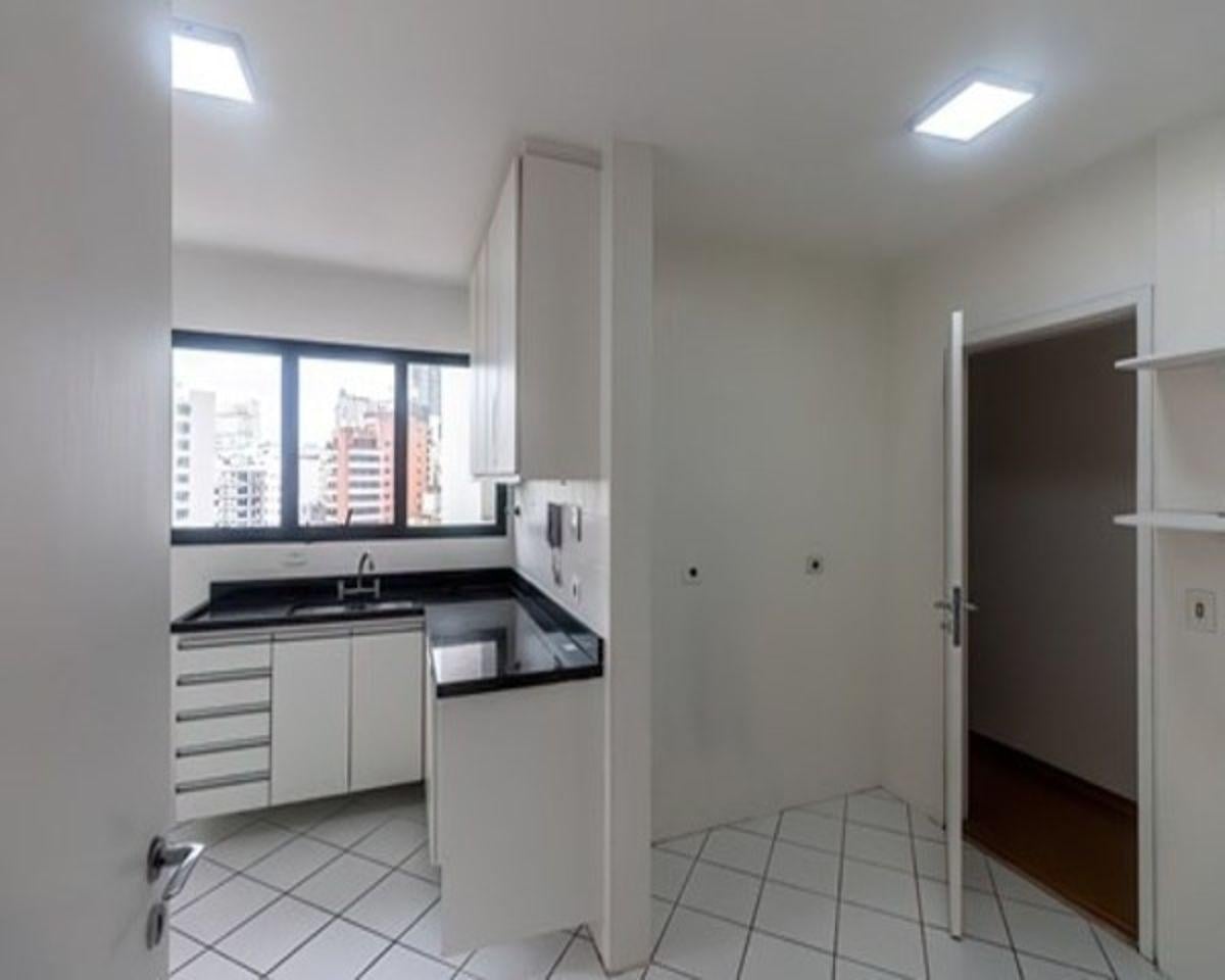 Apto no Itaim Bibi: Conforto e Estilo em SP