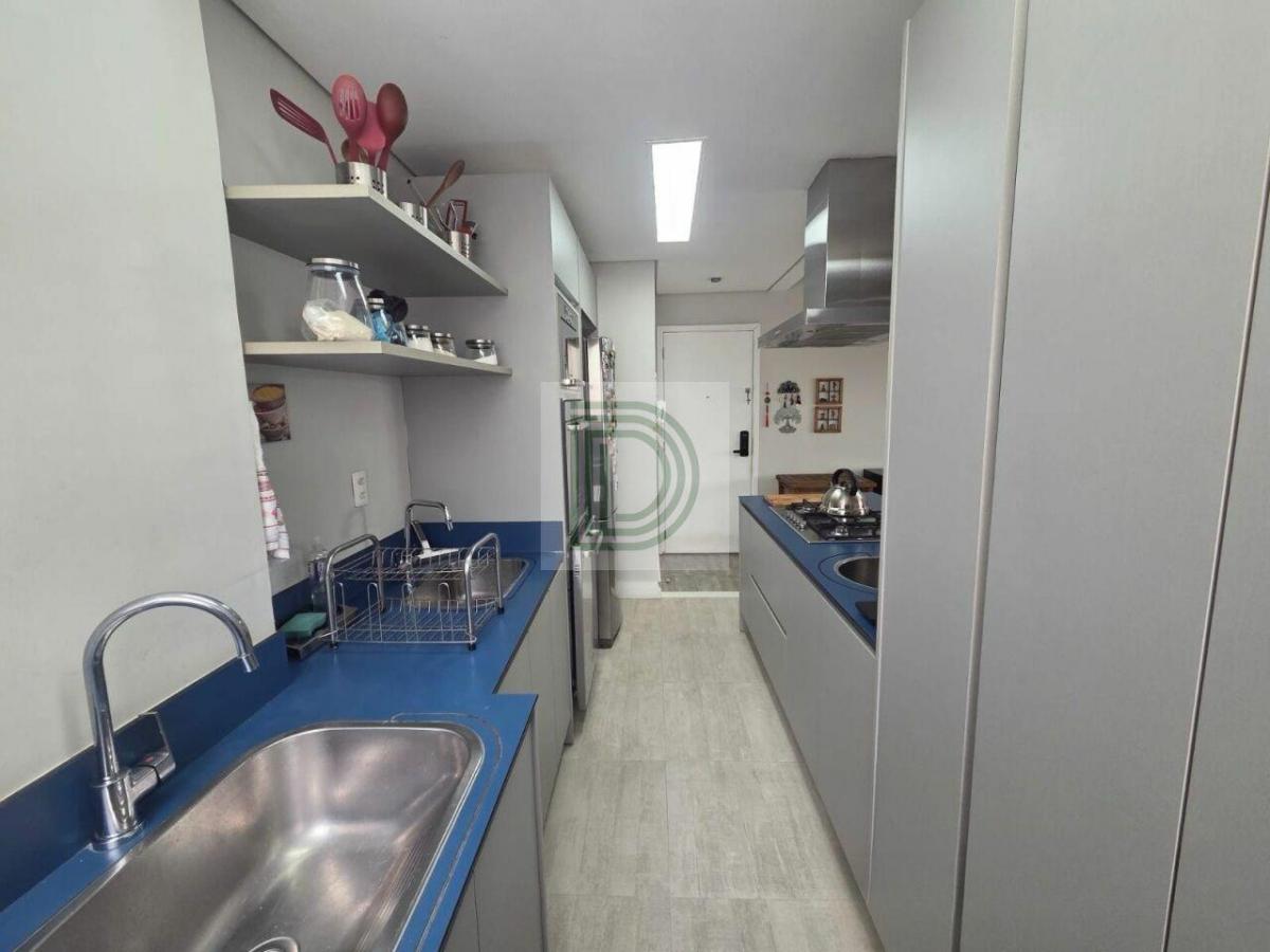 Apartamento próximo ao Metrô Vila Sônia | 3 dormitórios | 2 suítes | 2 vagas