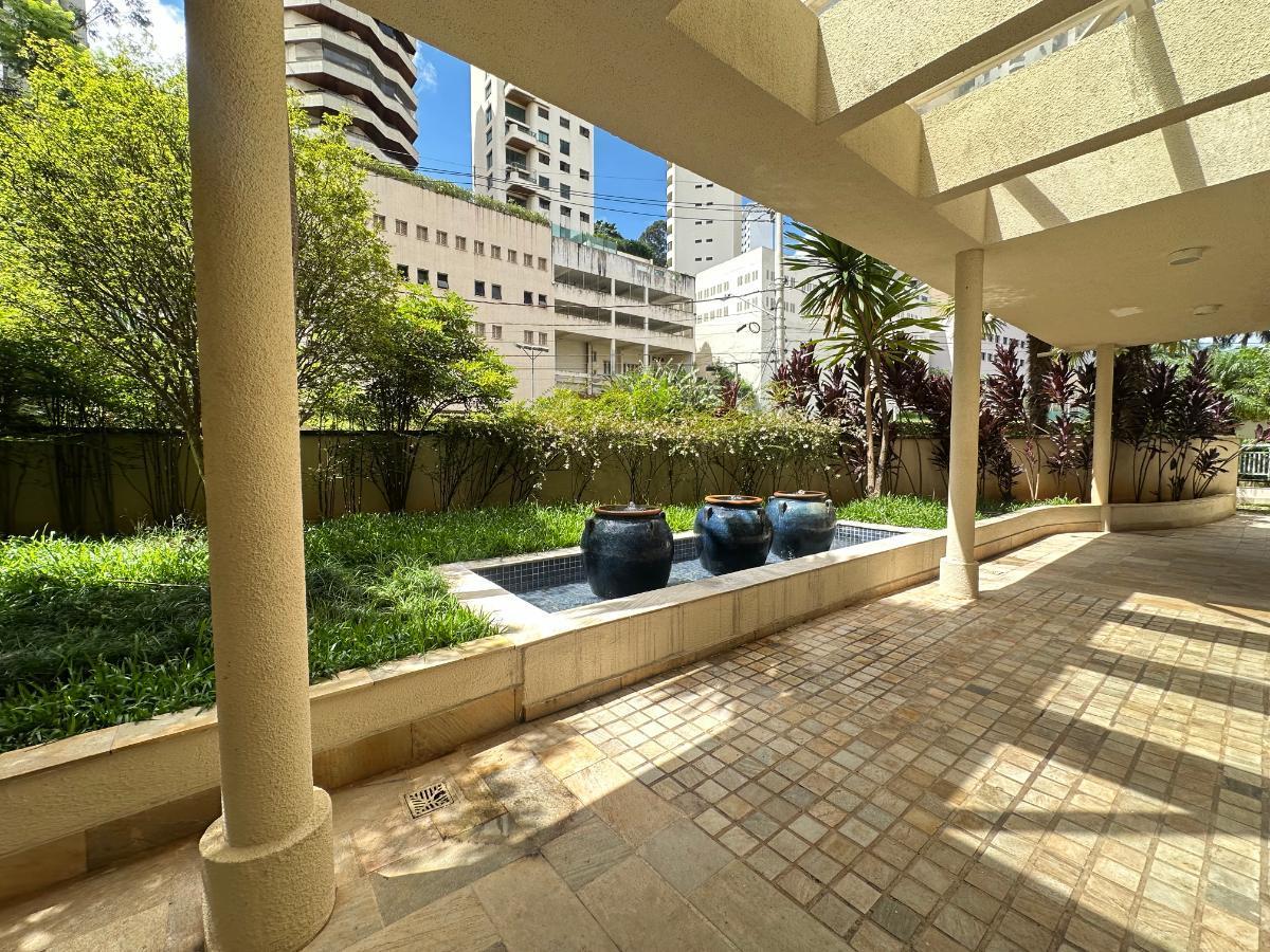 Atraente apartamento tipo para locação em Vila Suzana com 2 quartos, sendo 1 suíte, 80m²