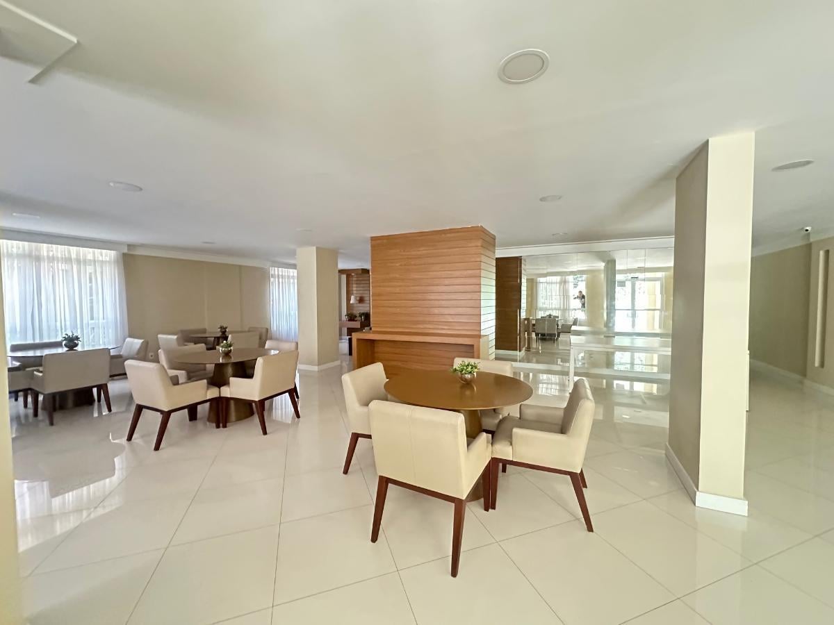 Atraente apartamento tipo para locação em Vila Suzana com 2 quartos, sendo 1 suíte, 80m²