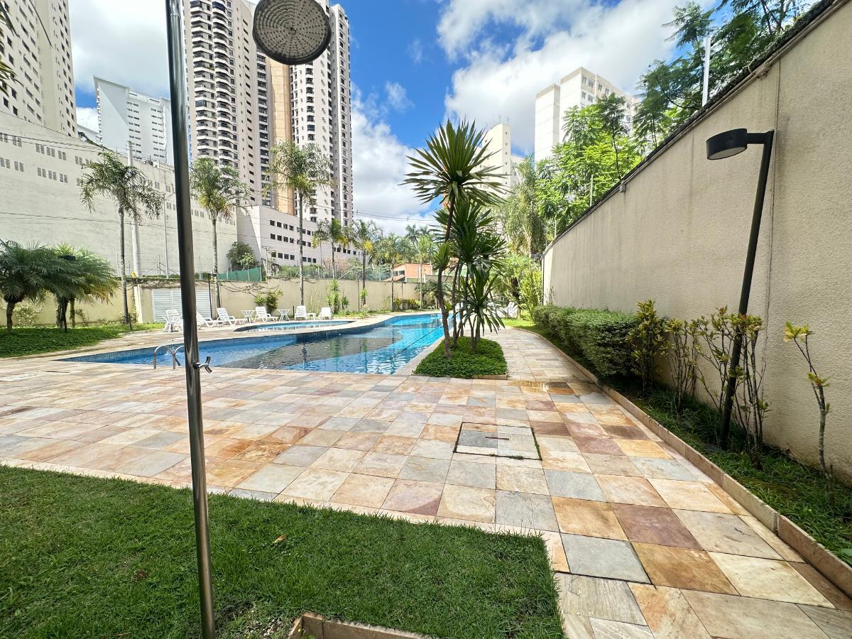 Atraente apartamento tipo para locação em Vila Suzana com 2 quartos, sendo 1 suíte, 80m²