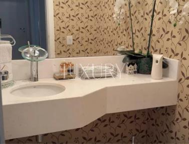 Apartamento com 210 m², 4 quartos sendo 4 suítes à venda no bairro Moema.