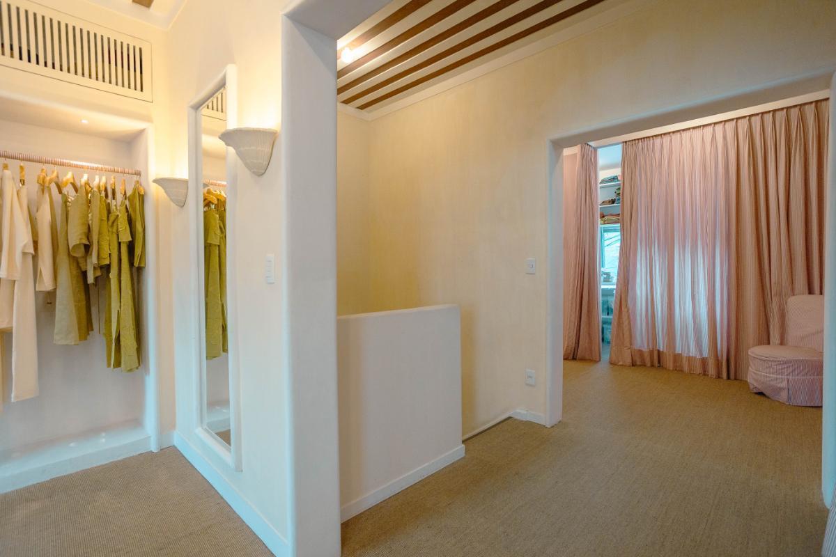 Casa comercial para venda em Pinheiros , 351m²