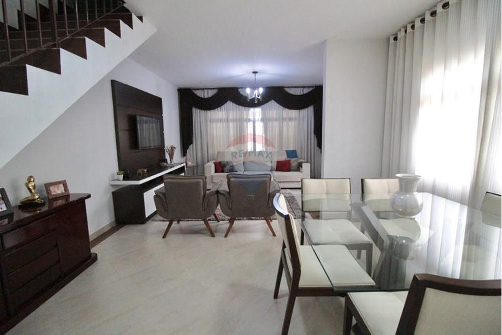 Sobrado Único na Vila Jaguara, SP – Conforto e Estilo
