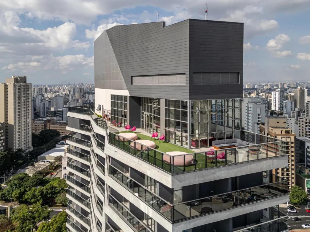 Apto 2 dorms de 47m² no Paraíso | Mobiliado | Perto do metrô