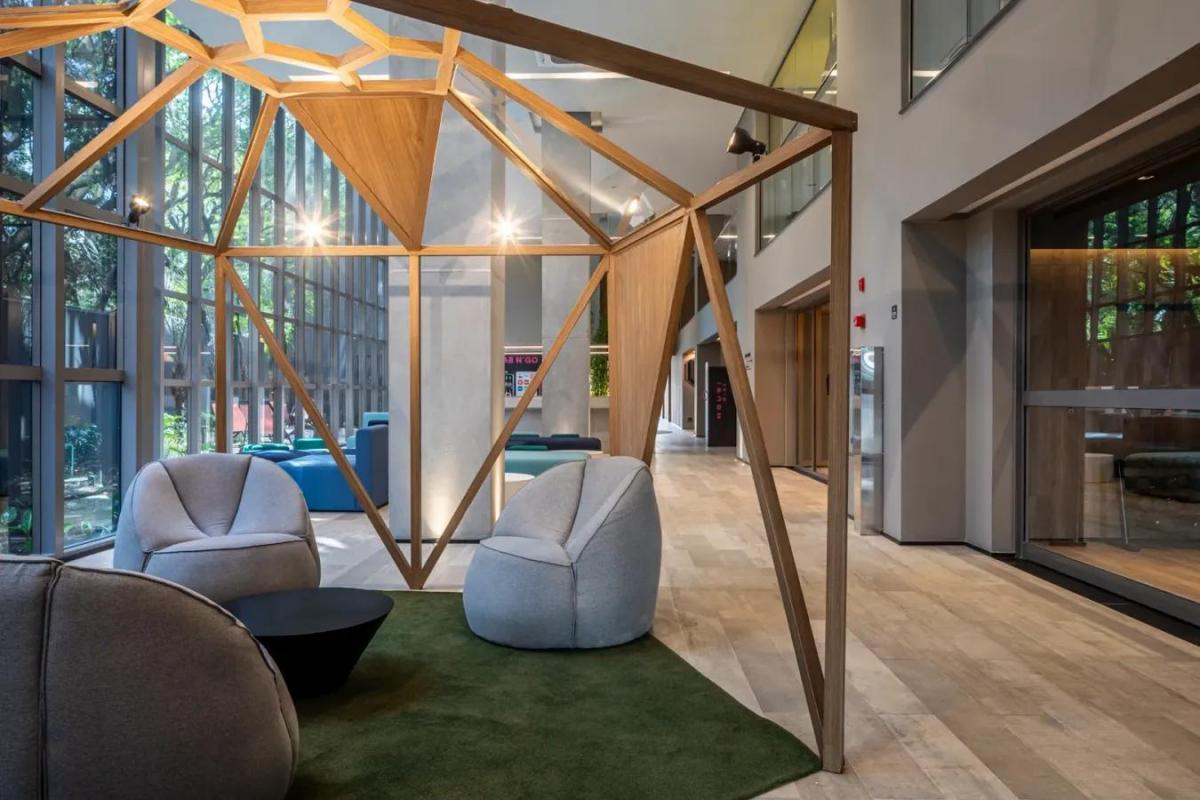 Apto 2 dorms de 47m² no Paraíso | Mobiliado | Perto do metrô