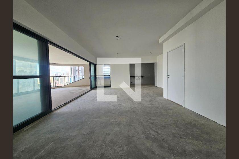 Apartamento à Venda – Chácara Santo Antonio, 3 Quartos, 224 m² – São Paulo
