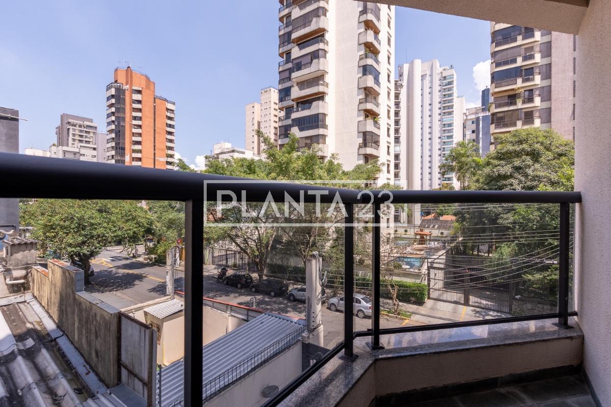 Apartamento com 178 m², 4 quartos sendo 2 suítes à venda no bairro Moema Índios.