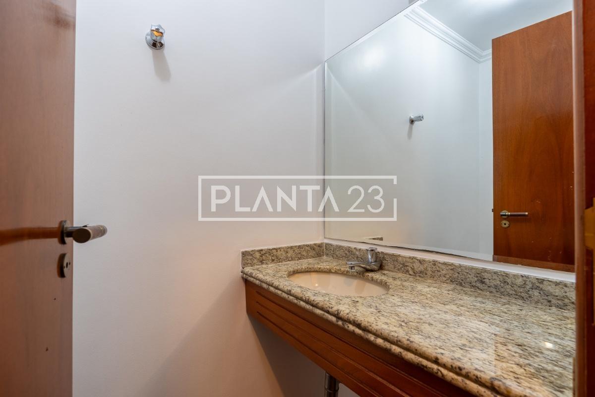 Apartamento com 178 m², 4 quartos sendo 2 suítes à venda no bairro Moema Índios.