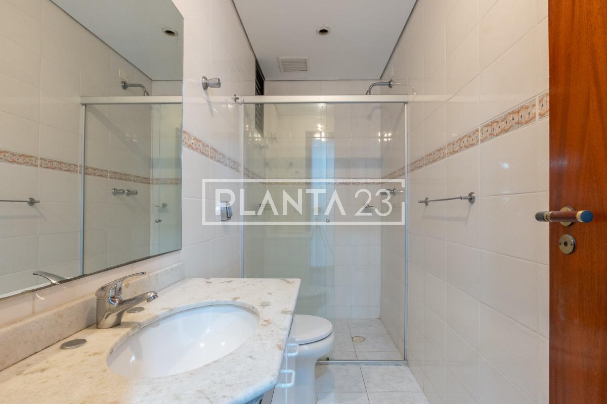 Apartamento com 178 m², 4 quartos sendo 2 suítes à venda no bairro Moema Índios.