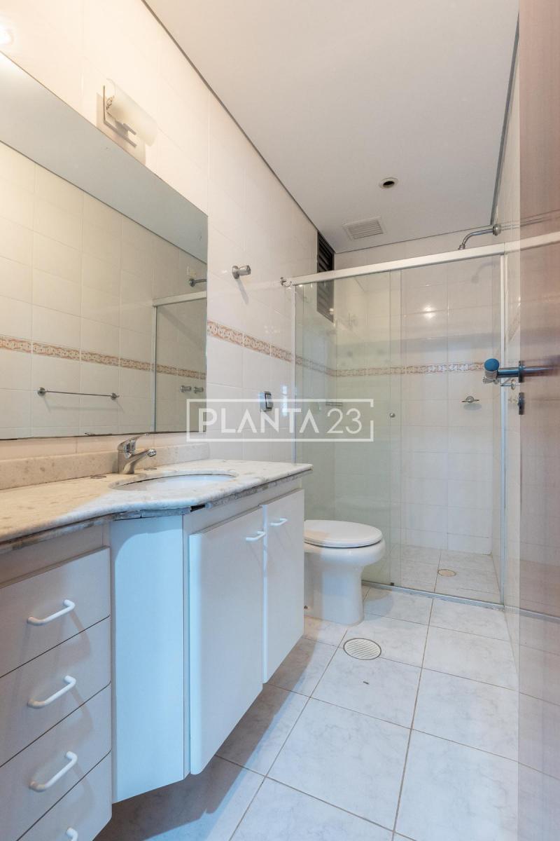 Apartamento com 178 m², 4 quartos sendo 2 suítes à venda no bairro Moema Índios.
