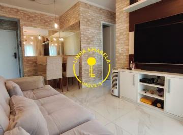 Apartamento com ótima localização 2 Dormitórios e 1 vaga coberta