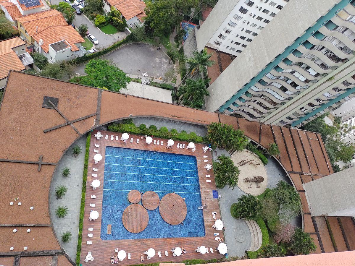 Cobertura-Duplex 309 M² Reformada 4 Dormitórios 4 Vagas + Depósito e Lazer de Clube
