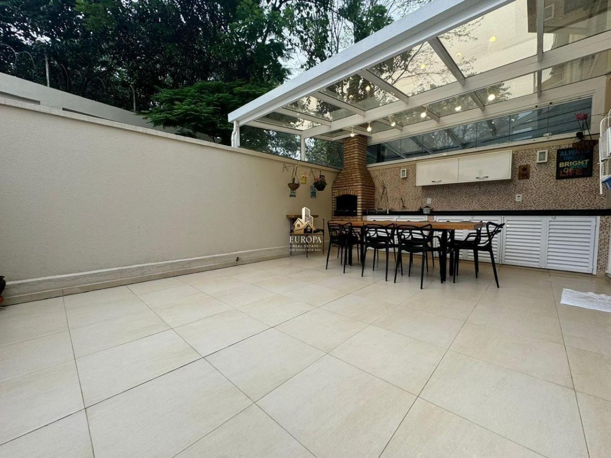 Casa em condomínio 258m2 – 4 quartos com 2 suítes – Jardim Prudência
