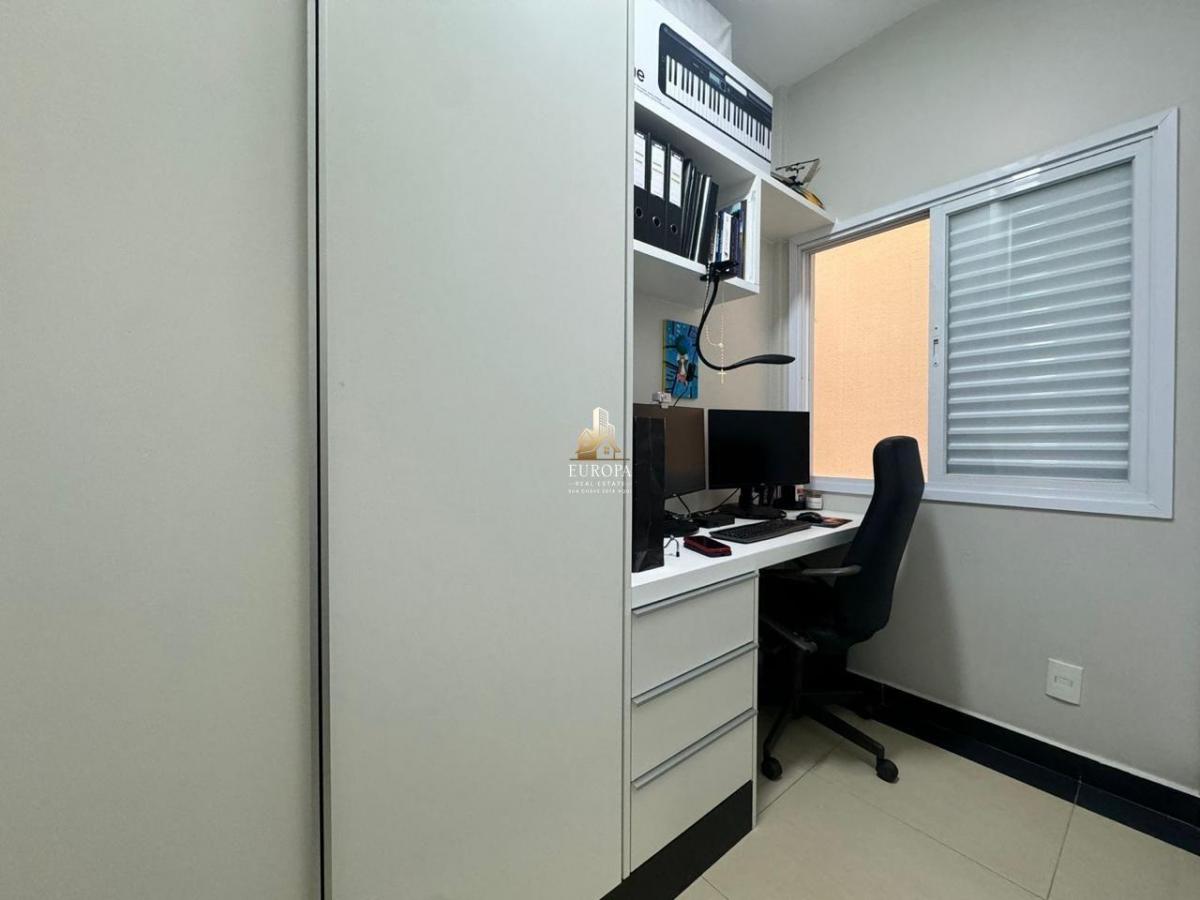 Casa em condomínio 258m2 – 4 quartos com 2 suítes – Jardim Prudência