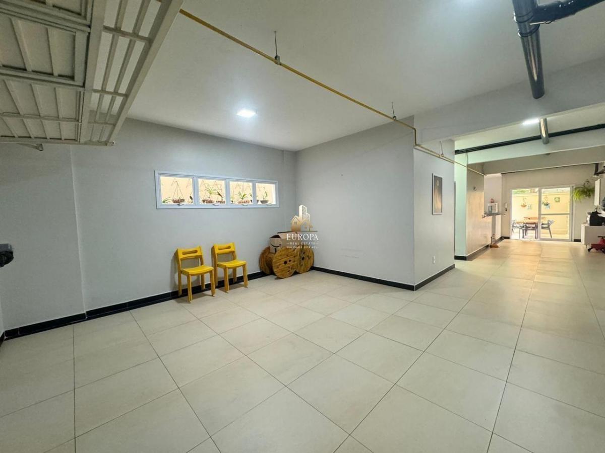 Casa em condomínio 258m2 – 4 quartos com 2 suítes – Jardim Prudência