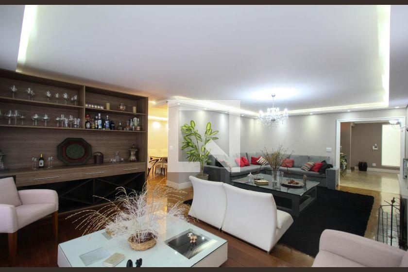 Casa à Venda – Jardim Guedala, 8 Quartos, 500 m² – São Paulo
