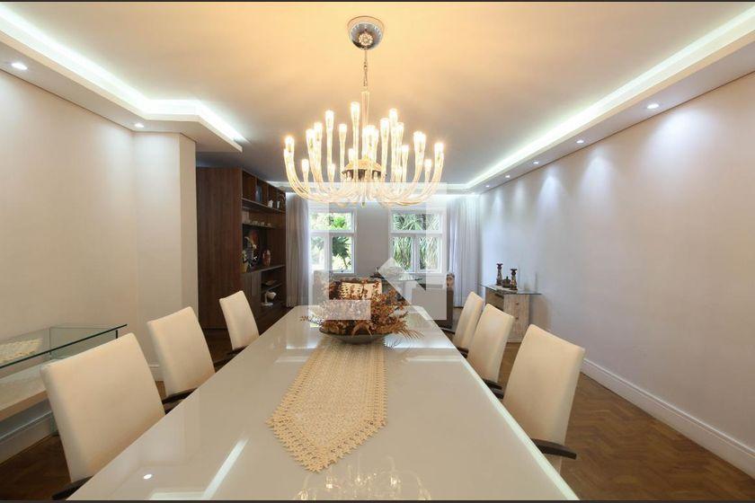 Casa à Venda – Jardim Guedala, 8 Quartos, 500 m² – São Paulo