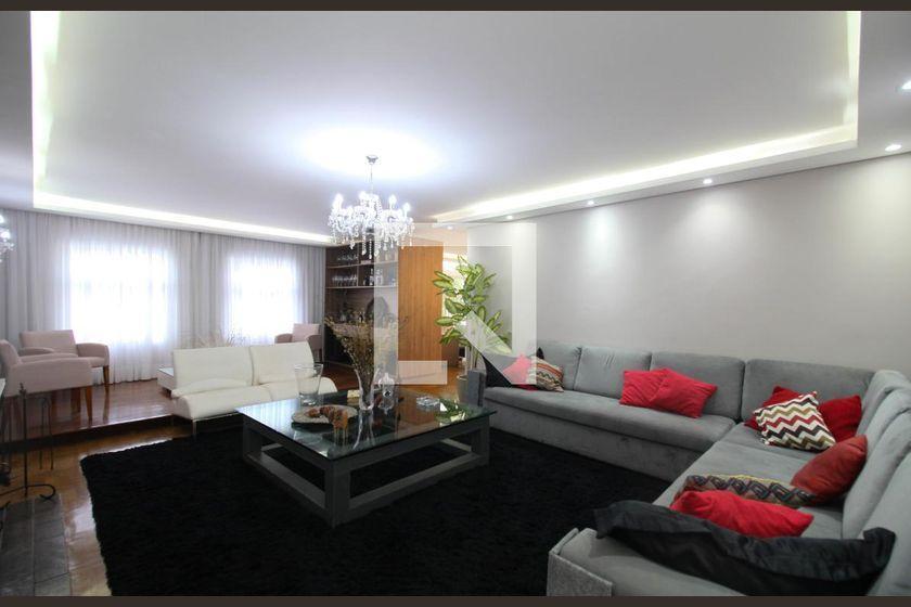 Casa à Venda – Jardim Guedala, 8 Quartos, 500 m² – São Paulo