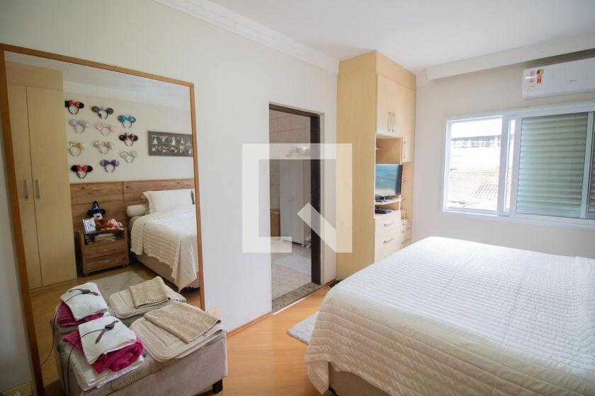 Casa à Venda – Santana, 3 Quartos, 500 m² – São Paulo