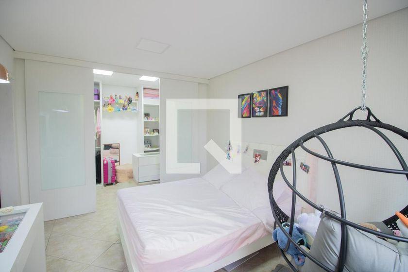 Casa à Venda – Santana, 3 Quartos, 500 m² – São Paulo