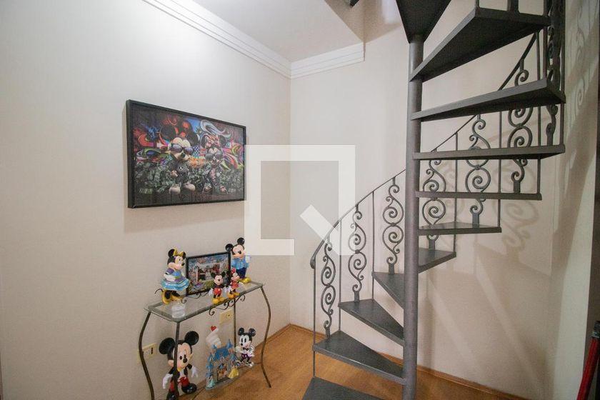 Casa à Venda – Santana, 3 Quartos, 500 m² – São Paulo