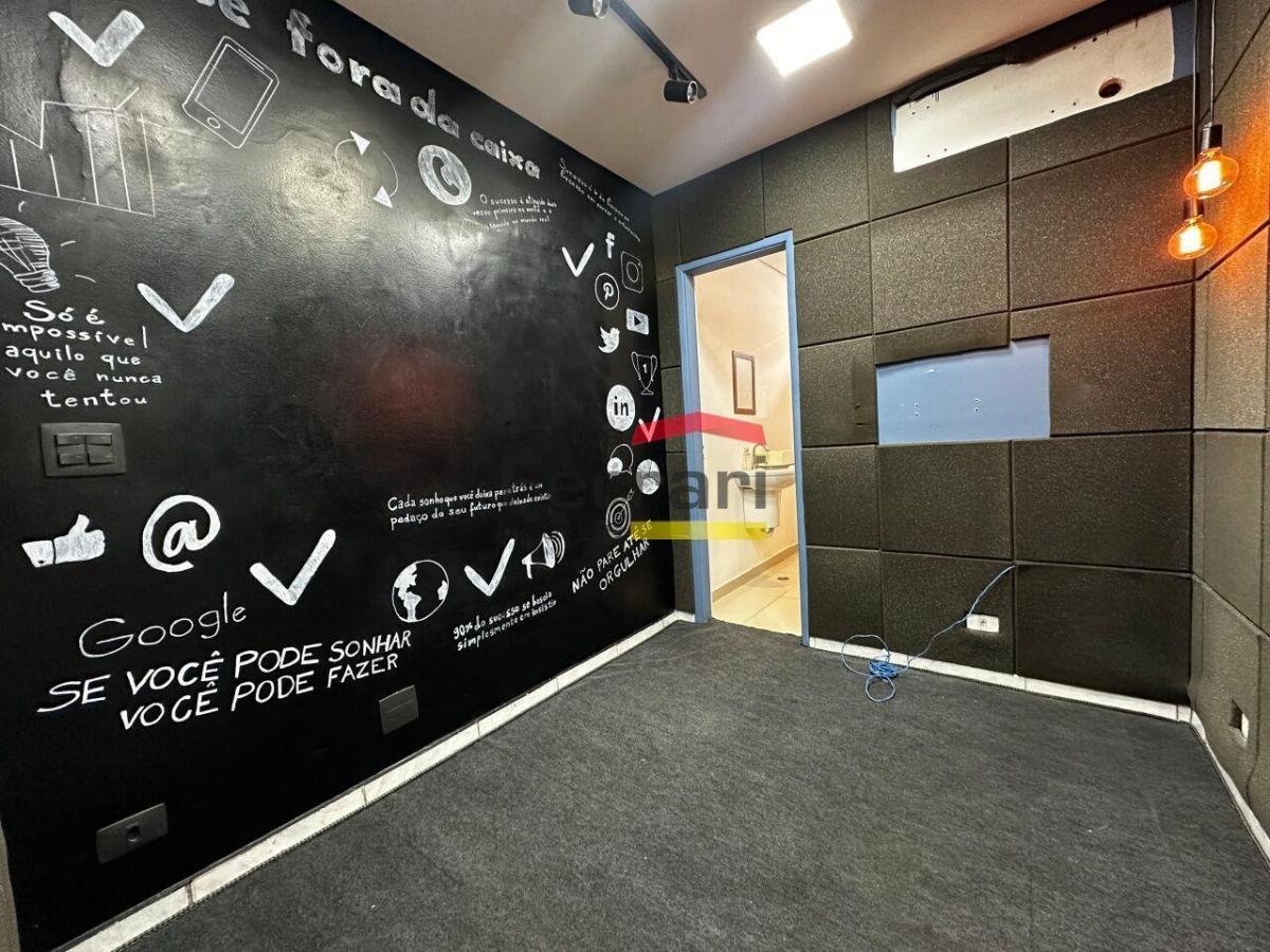 Sala comercial em Santana com 80m², 3 banheiros e próximo ao metrô Santana