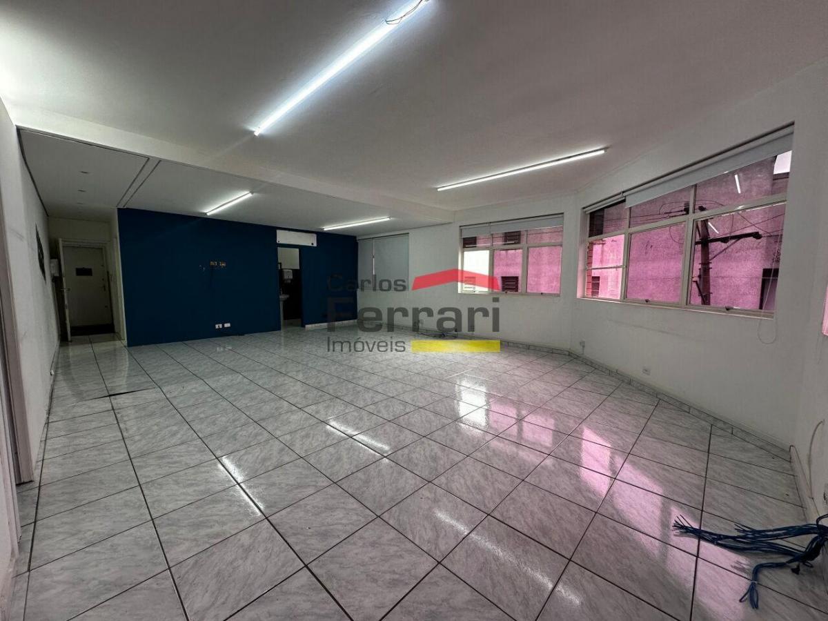Sala comercial em Santana com 80m², 3 banheiros e próximo ao metrô Santana