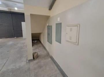 Prédio Comercial / Industrial com 300 m² em Localização Estratégica Próxima à Via Anchieta