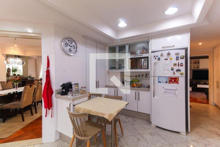 Apartamento à Venda – Jardim Anália Franco, 3 Quartos, 254 m² – São Paulo