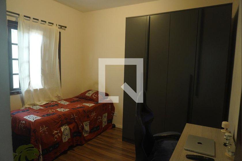 Casa à Venda – Vila Jacuí, 3 Quartos, 108 m² – São Paulo
