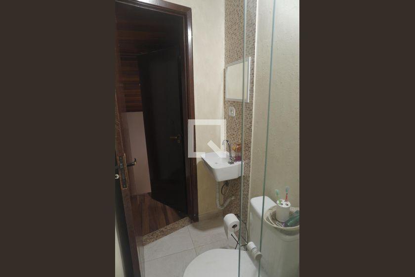 Casa à Venda – Vila Jacuí, 3 Quartos, 108 m² – São Paulo