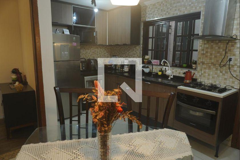 Casa à Venda – Vila Jacuí, 3 Quartos, 108 m² – São Paulo