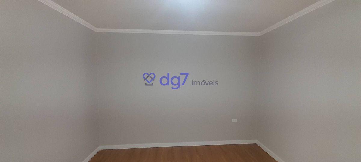 Casa assobradada com 2 dormitórios, 1 vaga garagem e edícula!