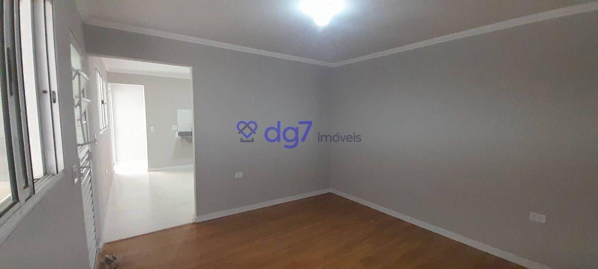 Casa assobradada com 2 dormitórios, 1 vaga garagem e edícula!