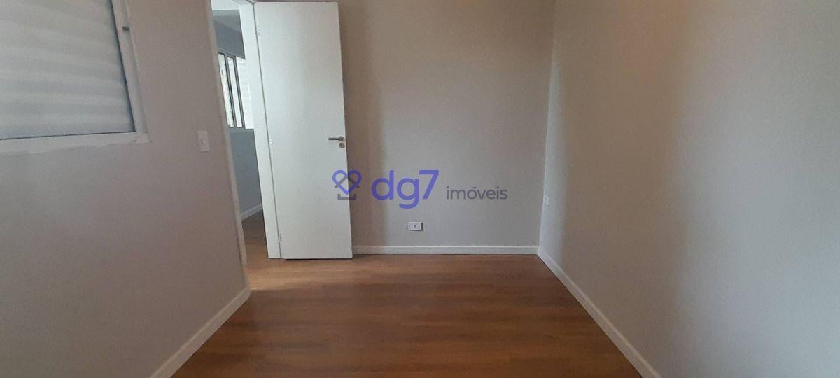 Casa assobradada com 2 dormitórios, 1 vaga garagem e edícula!