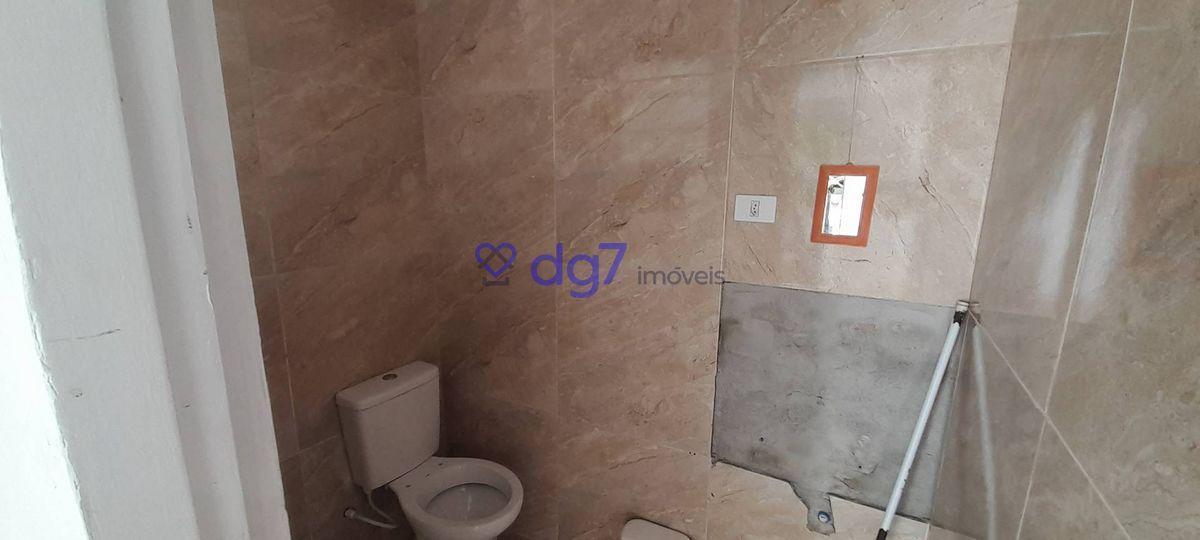 Casa assobradada com 2 dormitórios, 1 vaga garagem e edícula!