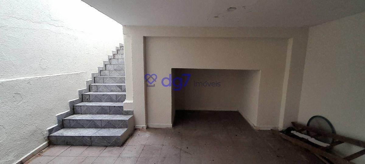 Casa assobradada com 2 dormitórios, 1 vaga garagem e edícula!