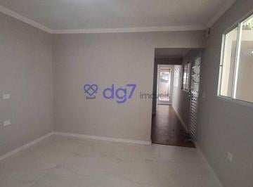 Casa assobradada com 2 dormitórios, 1 vaga garagem e edícula!