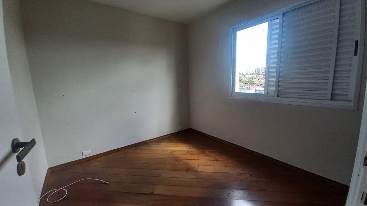 Apartamento com 82 m² e 3 quartos,2 vagas, locação, Jardim Guedala
